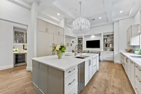 7955 Mandarin Drive Boca Raton FL 33433