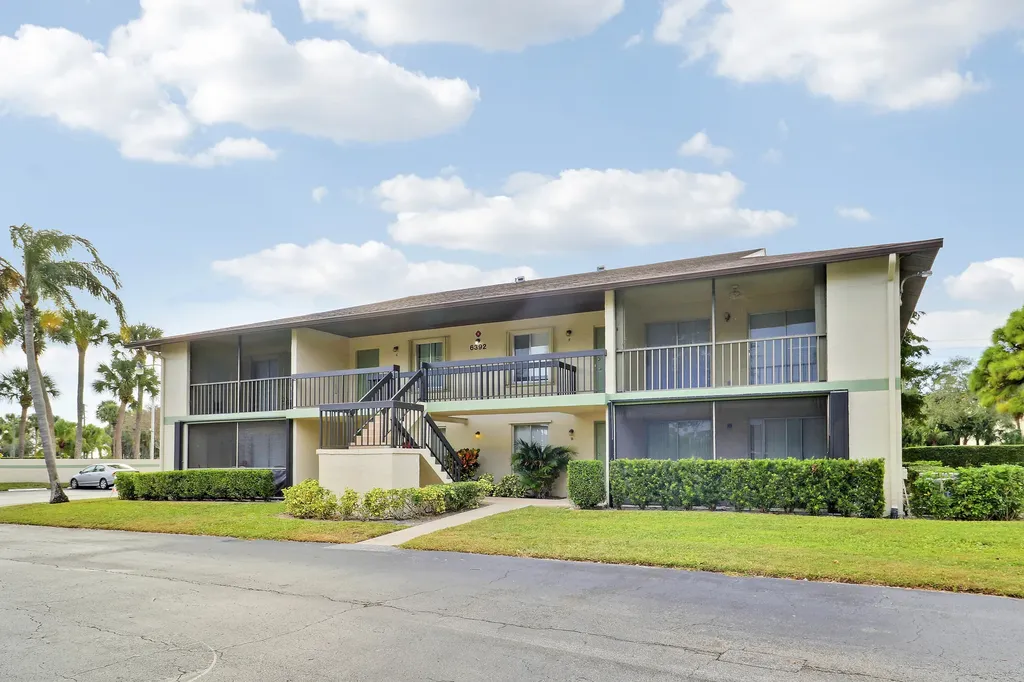 6392 Chasewood Drive Jupiter FL 33458