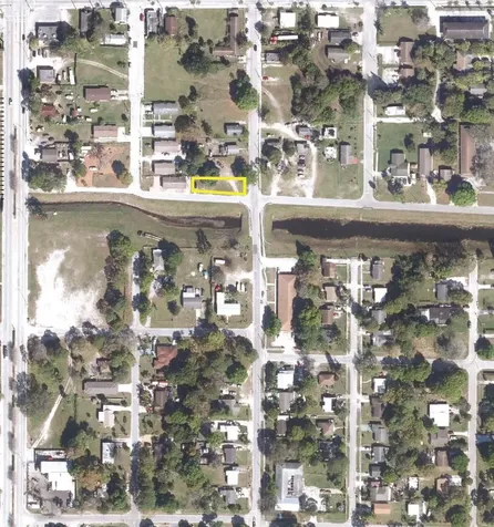2302 Canal Terrace Fort Pierce FL 34950