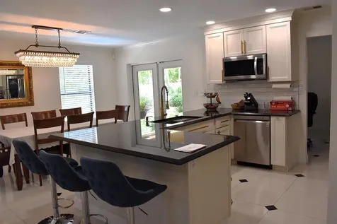 120 Sunflower Circle Royal Palm Beach FL 33411
