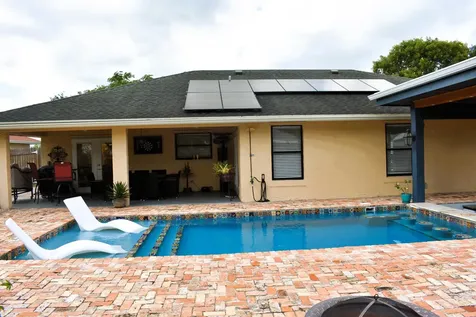 120 Sunflower Circle Royal Palm Beach FL 33411