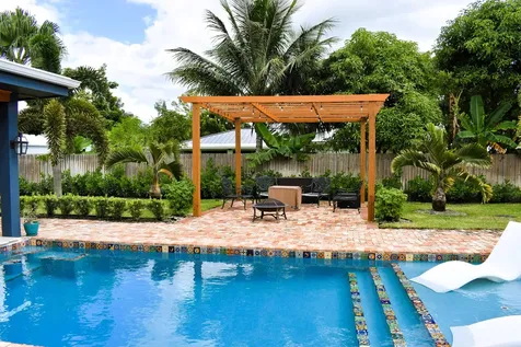 120 Sunflower Circle Royal Palm Beach FL 33411