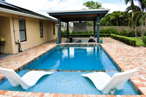 120 Sunflower Circle Royal Palm Beach FL 33411