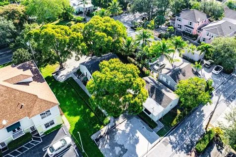 138 N Swinton Avenue Delray Beach FL 33444