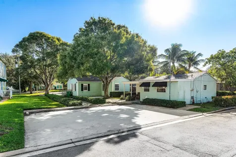 138 N Swinton Avenue Delray Beach FL 33444