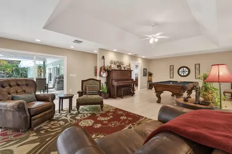 285 Golfview Drive Tequesta FL 33469