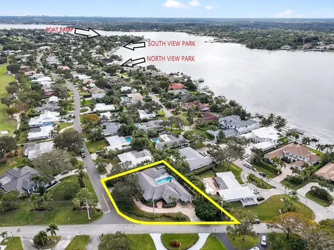 285 Golfview Drive Tequesta FL 33469
