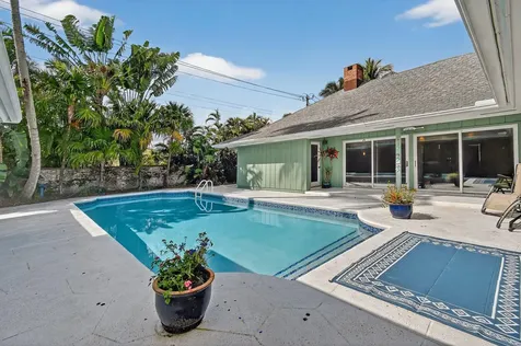 285 Golfview Drive Tequesta FL 33469