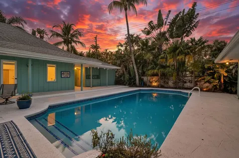 285 Golfview Drive Tequesta FL 33469