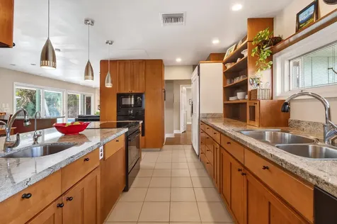 285 Golfview Drive Tequesta FL 33469