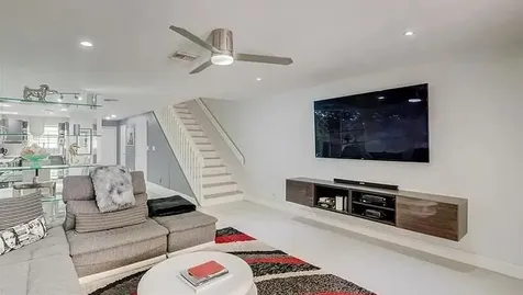 1101 Ne 6th Street Fort Lauderdale FL 33304