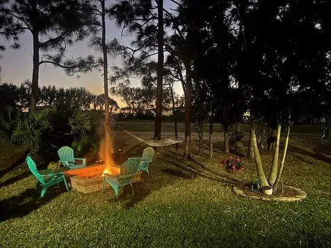 5189 Nw Wisk Fern Circle Port Saint Lucie FL 34986