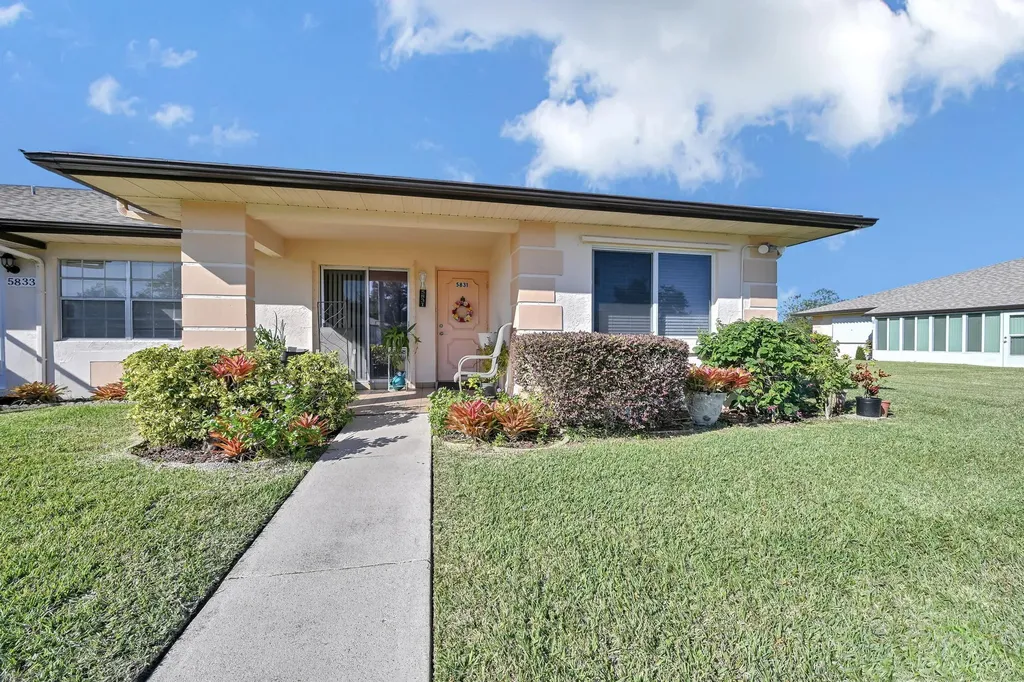5831 Honeybell Court Fort Pierce FL 34982
