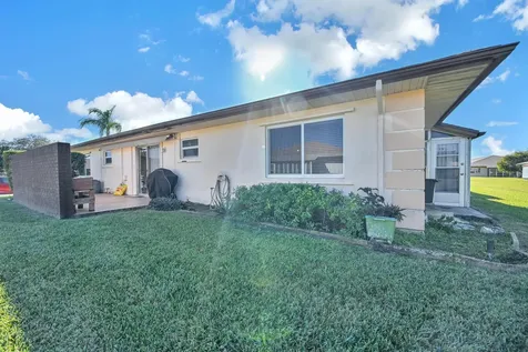 5831 Honeybell Court Fort Pierce FL 34982