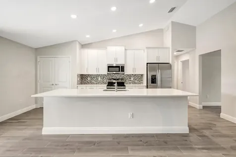 5832 Nw Coosa Drive Port Saint Lucie FL 34986