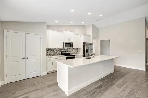 5832 Nw Coosa Drive Port Saint Lucie FL 34986