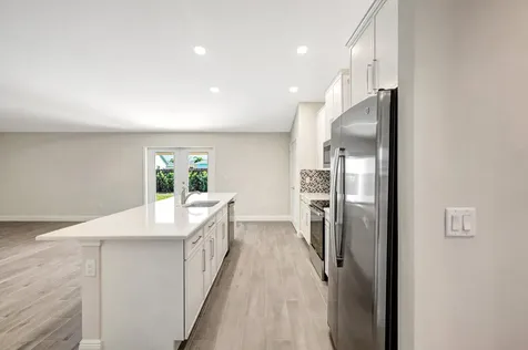 5832 Nw Coosa Drive Port Saint Lucie FL 34986