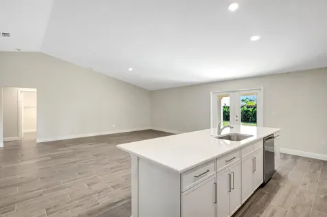 5832 Nw Coosa Drive Port Saint Lucie FL 34986