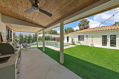 3211 Washington Road West Palm Beach FL 33405