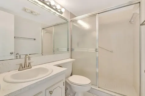 398 Sheffield Q West Palm Beach FL 33417