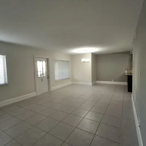 115 Lake Pine Circle Greenacres FL 33463