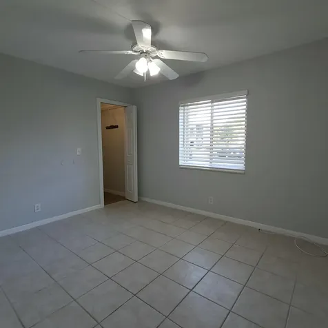 115 Lake Pine Circle Greenacres FL 33463