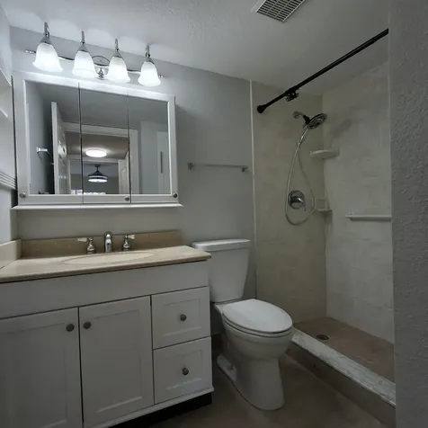 115 Lake Pine Circle Greenacres FL 33463