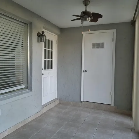 115 Lake Pine Circle Greenacres FL 33463