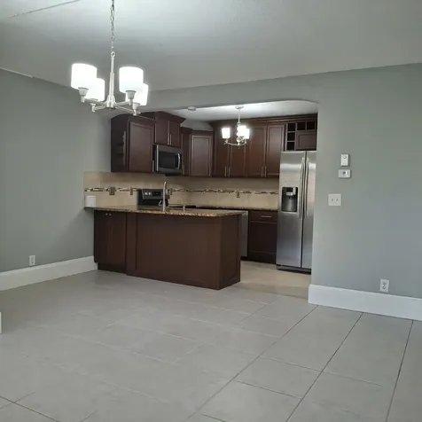 115 Lake Pine Circle Greenacres FL 33463