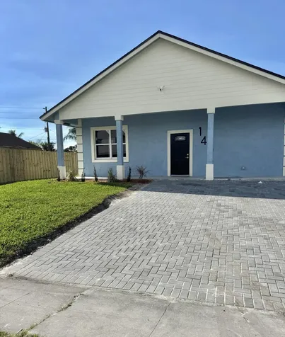 140 Sw 6th Avenue South Bay FL 33493