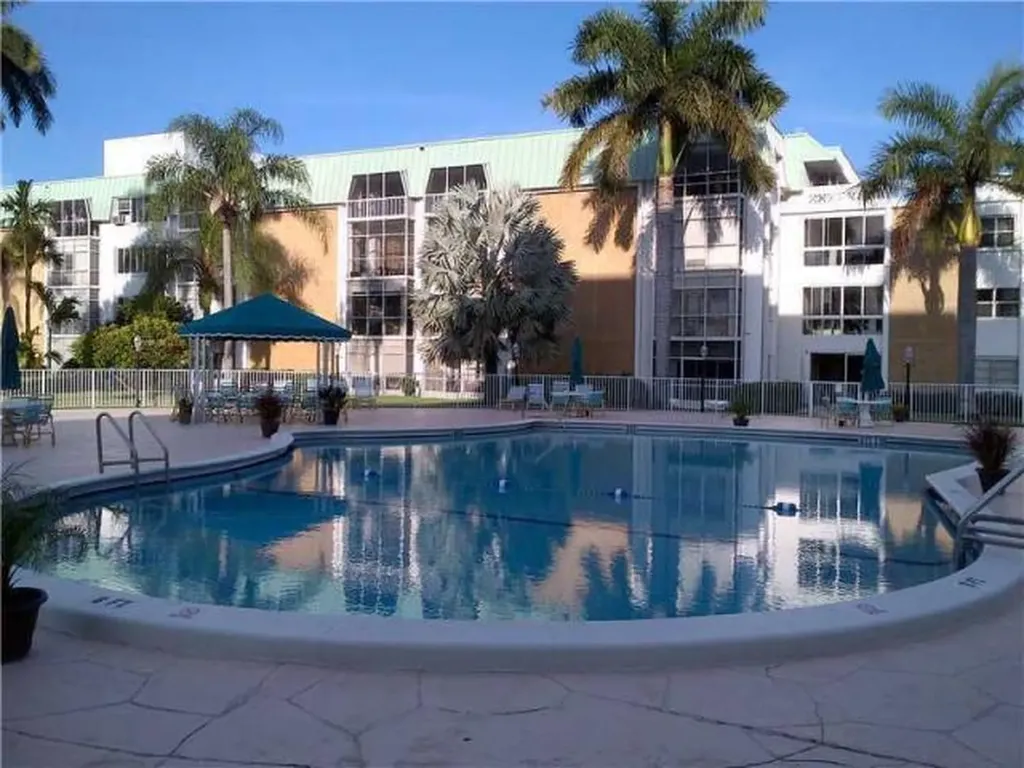 3040 NE 16th Avenue Oakland Park FL 33334
