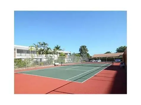 3040 NE 16th Avenue Oakland Park FL 33334