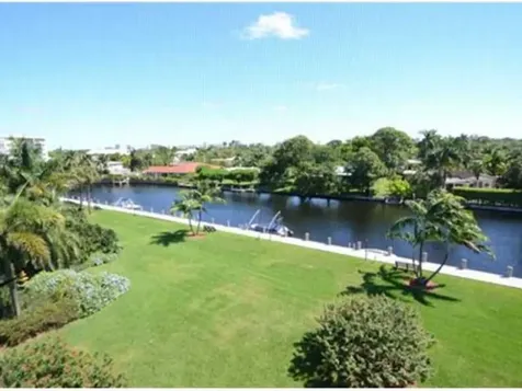 3040 NE 16th Avenue Oakland Park FL 33334