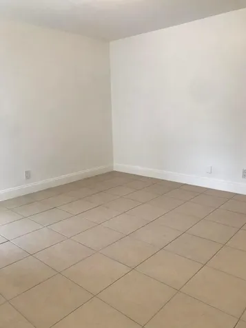 3040 NE 16th Avenue Oakland Park FL 33334