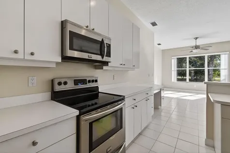 408 SW Horseshoe Bay Port Saint Lucie FL 34986