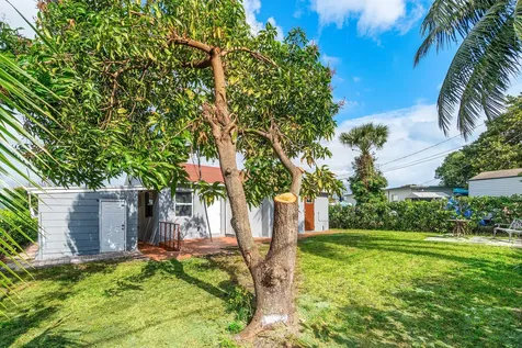 930 43rd Street West Palm Beach FL 33407