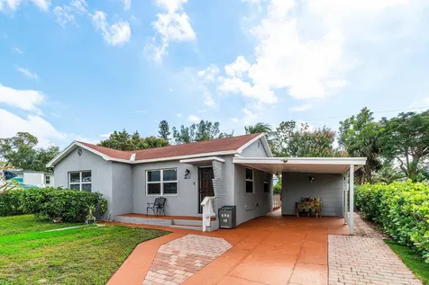 930 43rd Street West Palm Beach FL 33407