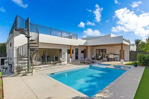1801 N Lakeside Drive Lake Worth Beach FL 33460