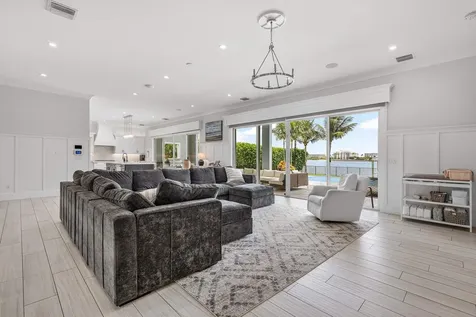 2100 Notre Dame Drive Lake Worth Beach FL 33460