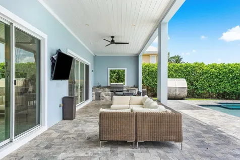 2100 Notre Dame Drive Lake Worth Beach FL 33460