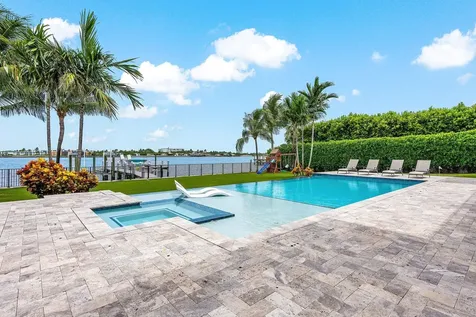 2100 Notre Dame Drive Lake Worth Beach FL 33460