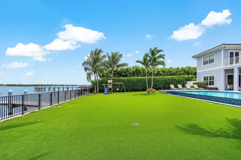 2100 Notre Dame Drive Lake Worth Beach FL 33460