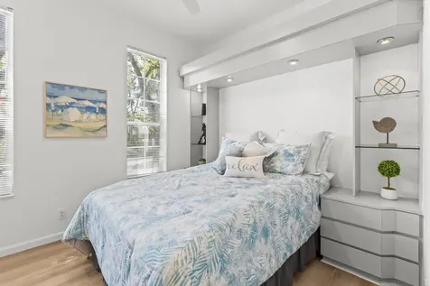 73 Via Verona Palm Beach Gardens FL 33418