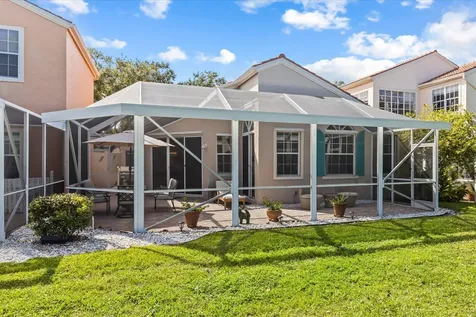 73 Via Verona Palm Beach Gardens FL 33418