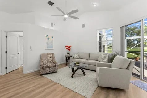 73 Via Verona Palm Beach Gardens FL 33418