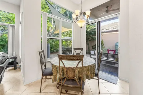 6383 Paradise Cove West Palm Beach FL 33411