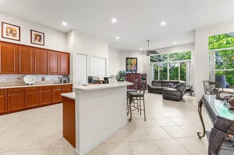 6383 Paradise Cove West Palm Beach FL 33411