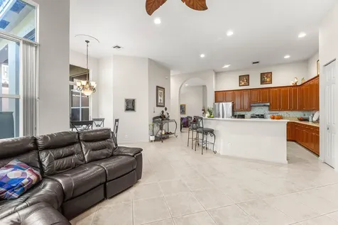 6383 Paradise Cove West Palm Beach FL 33411