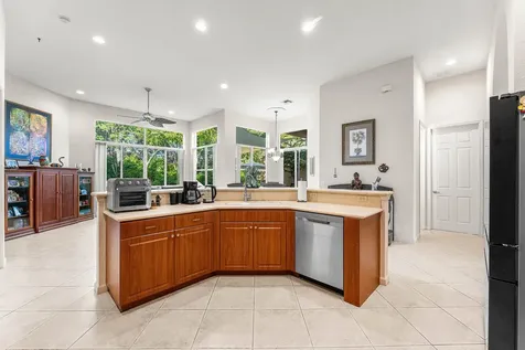 6383 Paradise Cove West Palm Beach FL 33411