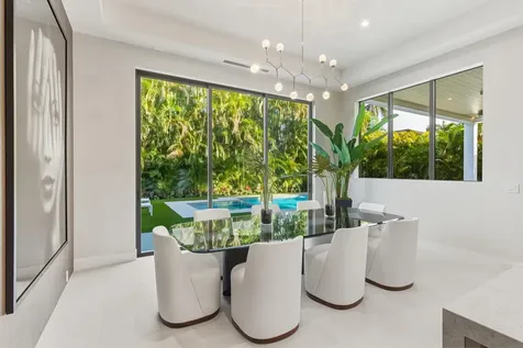 450 Ne Spanish Court Boca Raton FL 33432